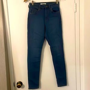 High waisted stretchy skinny jeans